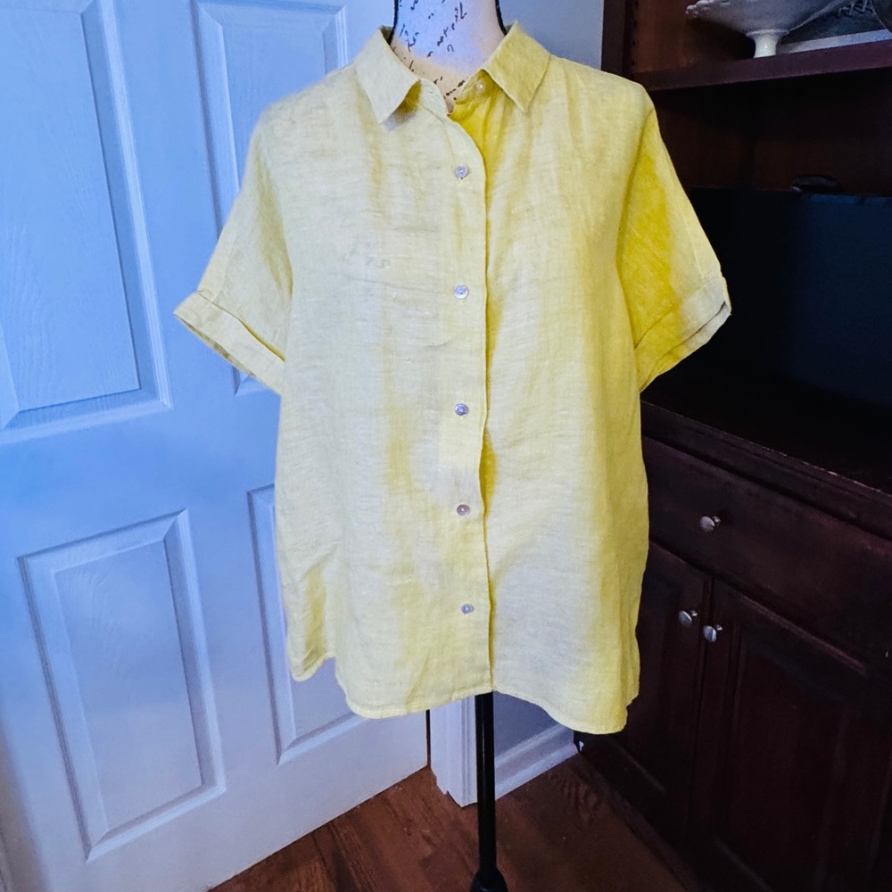C&C California Yellow Button Down Shirt Lightweight Casual